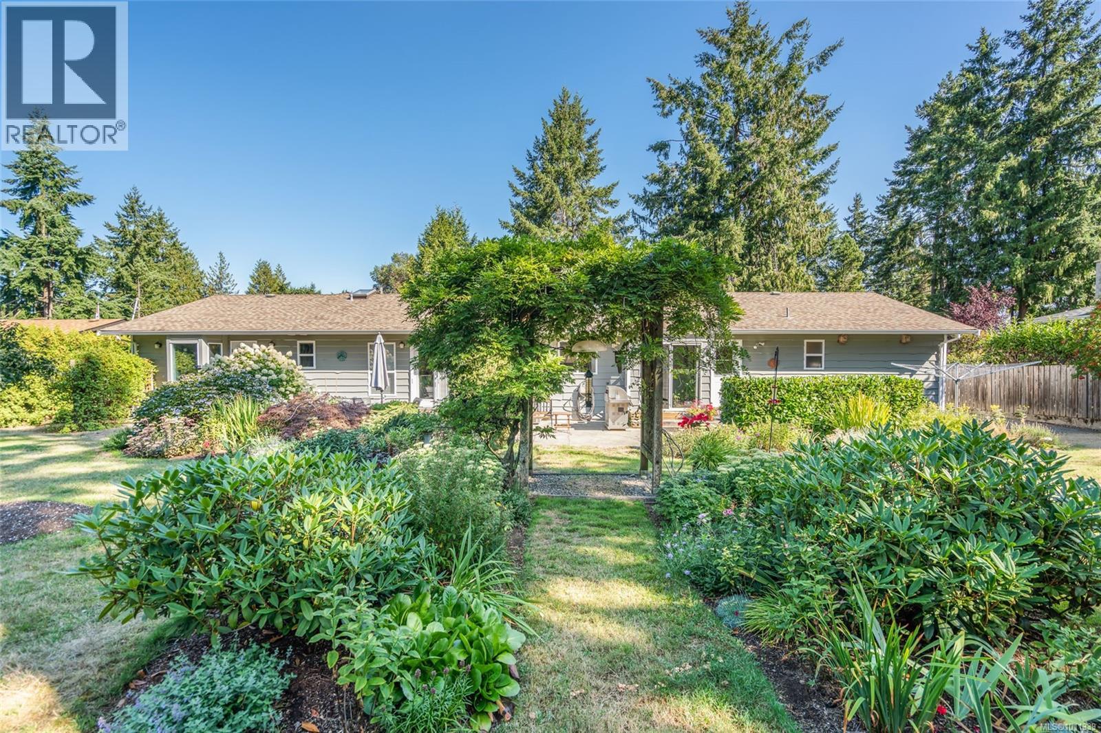 7955 Northwind Dr, Lantzville, British Columbia  V0R 2H0 - Photo 32 - 1011339