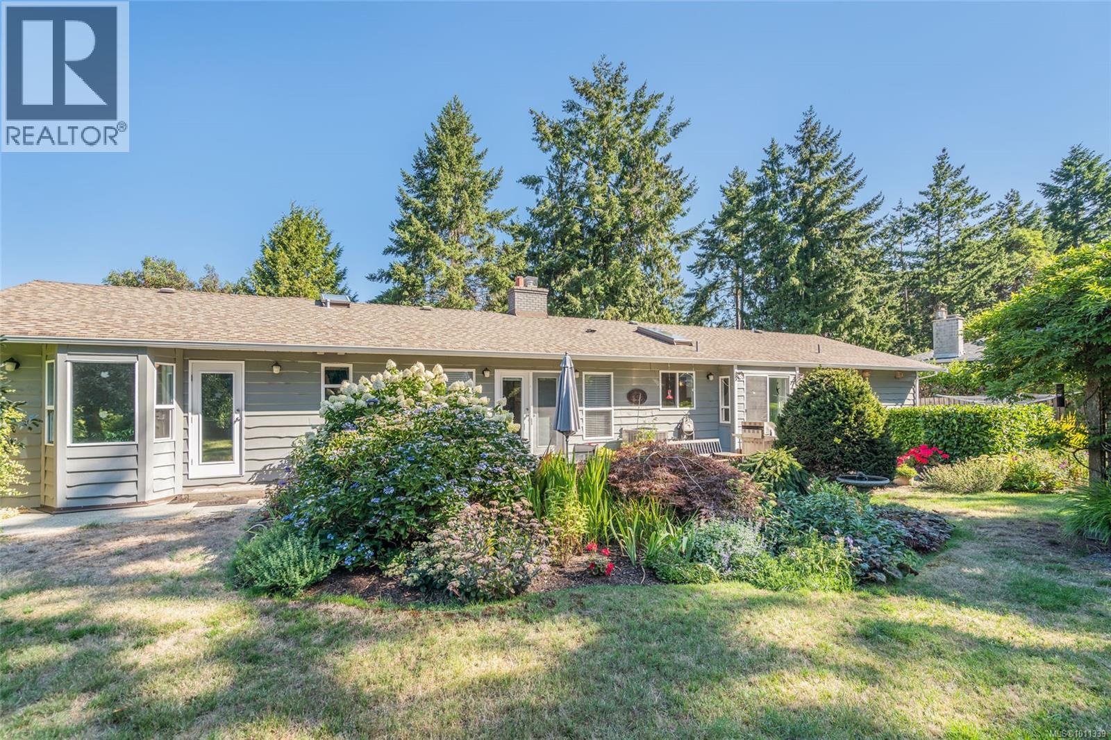7955 Northwind Dr, Lantzville, British Columbia  V0R 2H0 - Photo 33 - 1011339