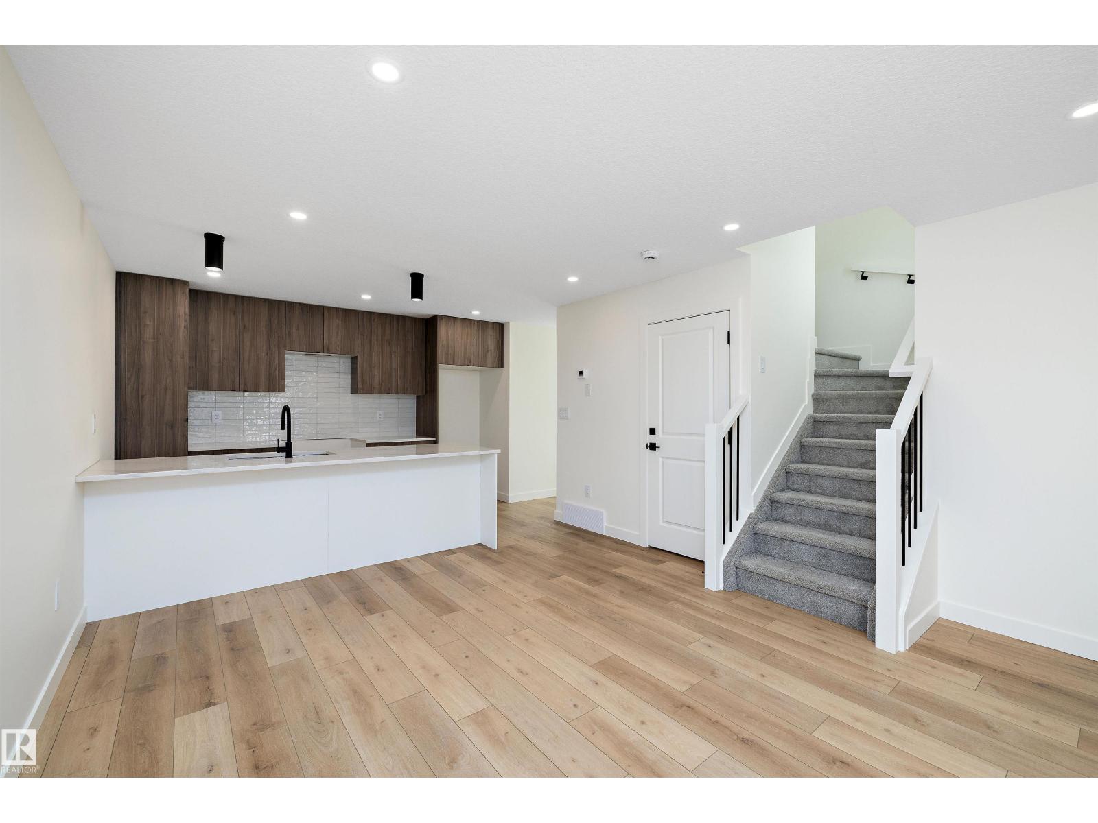 11338 89 St Nw, Edmonton, Alberta  T5B 3T6 - Photo 15 - E4440341