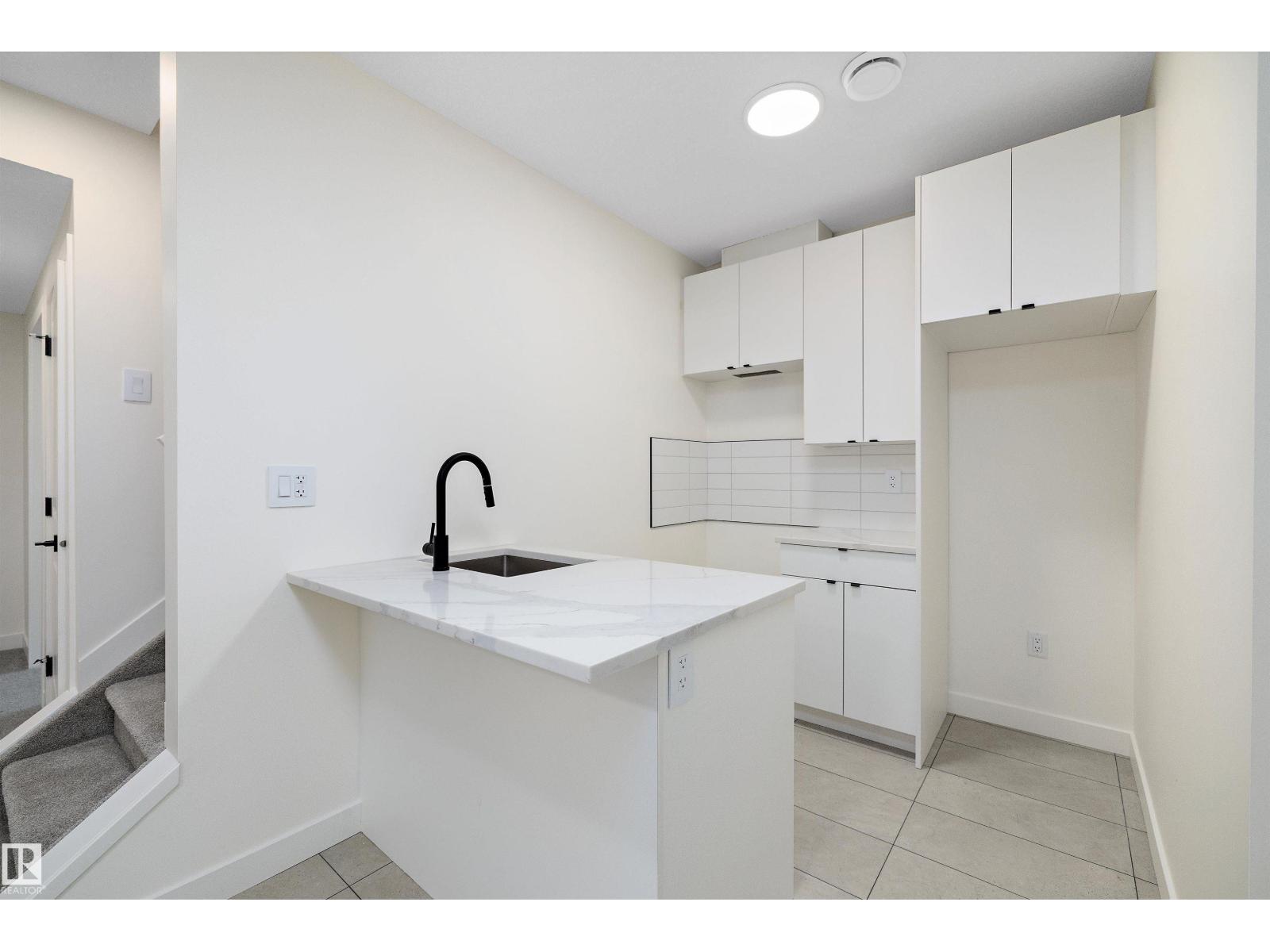 11338 89 St Nw, Edmonton, Alberta  T5B 3T6 - Photo 35 - E4440341