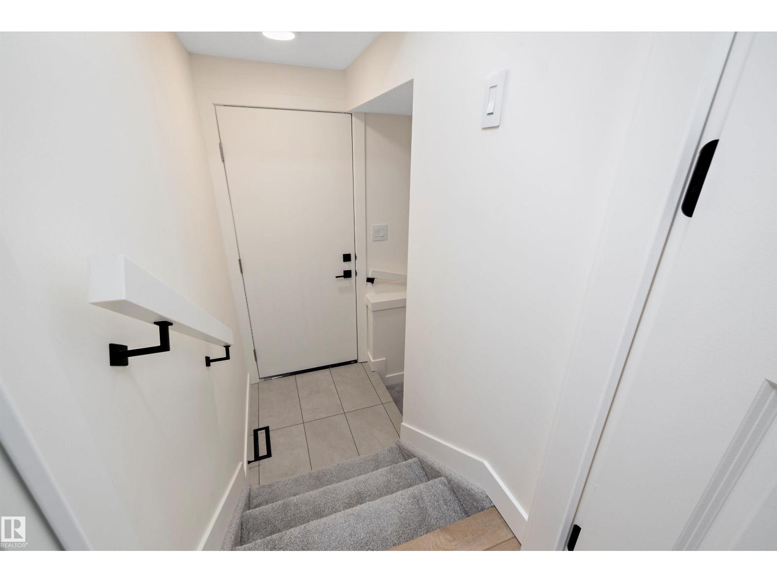 11338 89 St Nw, Edmonton, Alberta  T5B 3T6 - Photo 32 - E4440341
