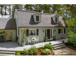 8565 Bourne Terr Bazan Bay, North Saanich, Ca