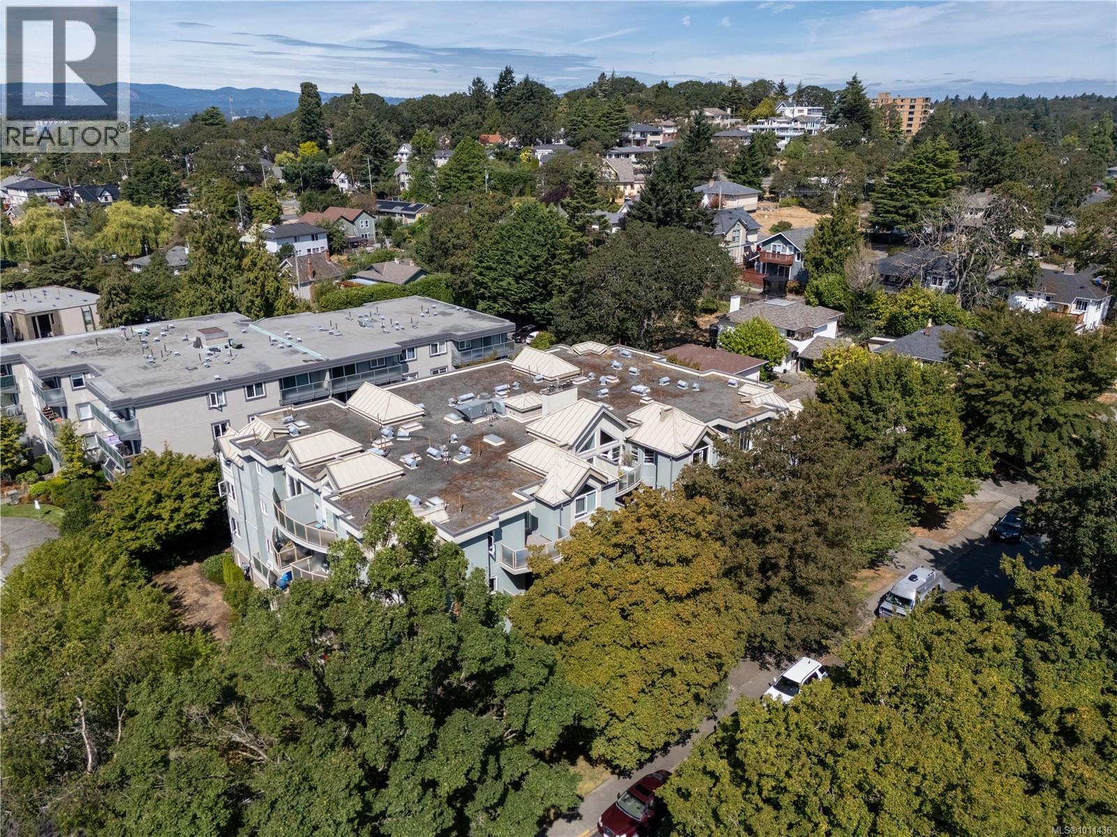 101 2710 Grosvenor Rd, Victoria, British Columbia V8T 3M9 - Photo 25 - 1011436