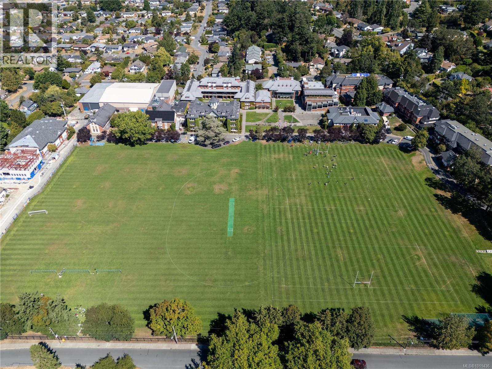 101 2710 Grosvenor Rd, Victoria, British Columbia V8T 3M9 - Photo 30 - 1011436