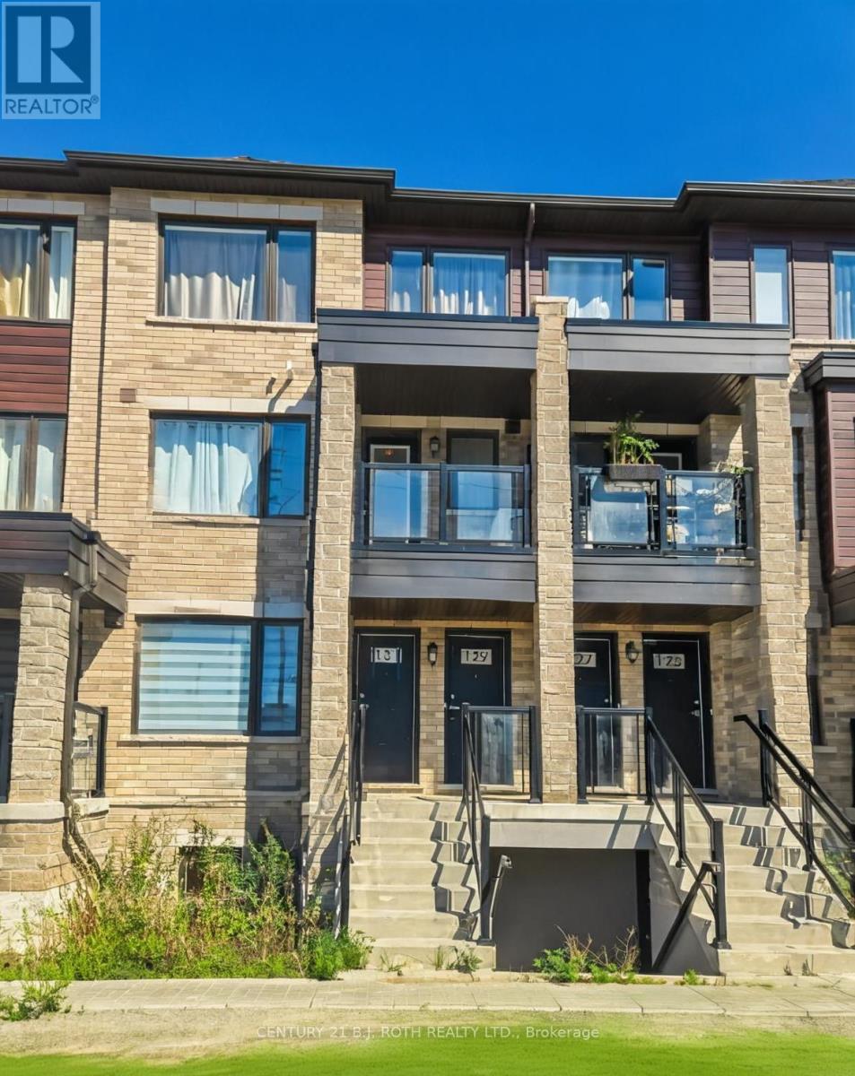 131 APPLETREE LANE, Barrie, Ontario