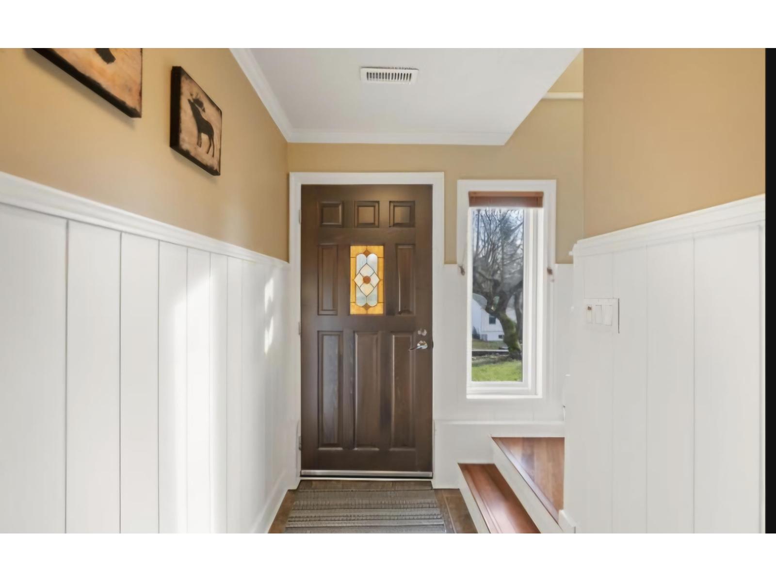 8055 Caribou Street, Mission, British Columbia  V2V 5R1 - Photo 3 - R3039288