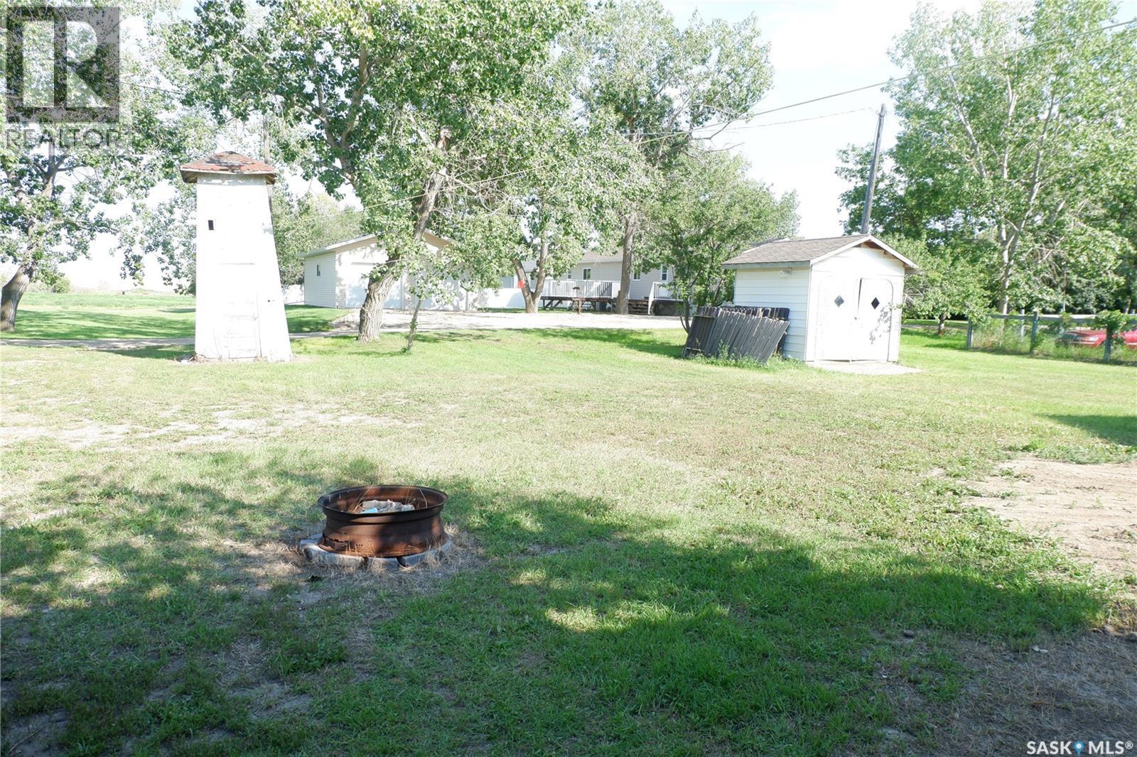 305 1st Street E, Mossbank, Saskatchewan  S0H 3G0 - Photo 20 - SK016205