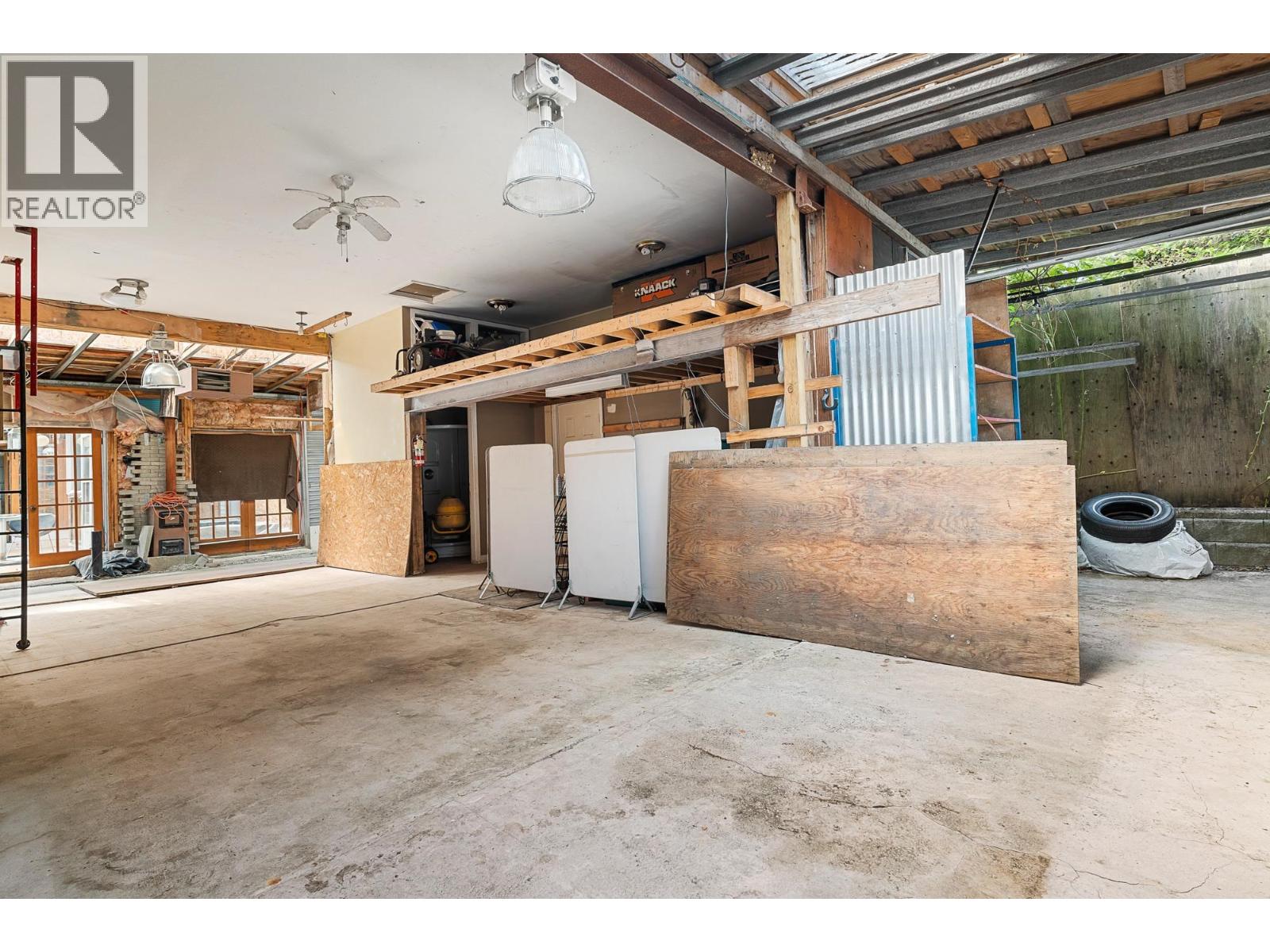 1867 Salisbury Avenue, Port Coquitlam, British Columbia  V3B 1X6 - Photo 30 - R3039365