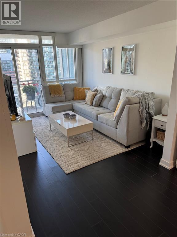 15 Iceboat Terrace Unit# 1805, Toronto, Ontario  M5V 4A5 - Photo 12 - 40762676