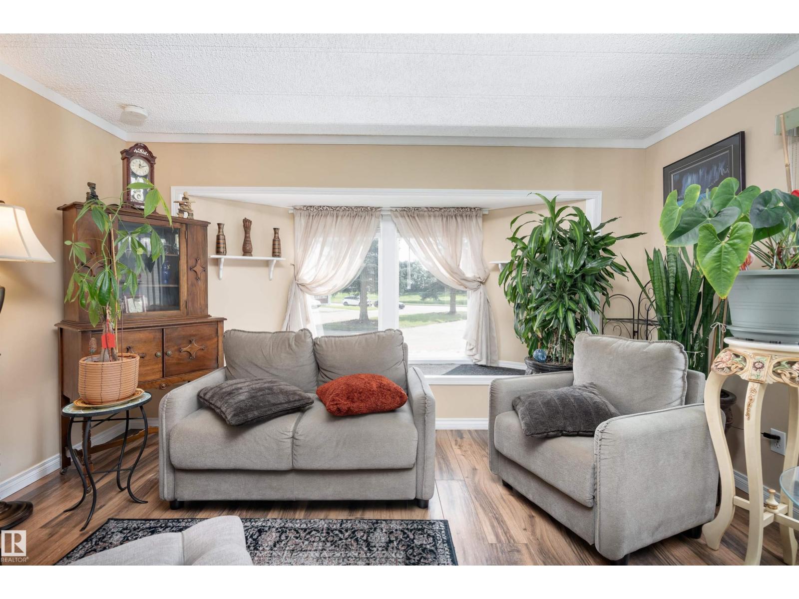 2438 Lakeview Ba Nw Nw, Edmonton, Alberta  T5S 1T7 - Photo 3 - E4454285