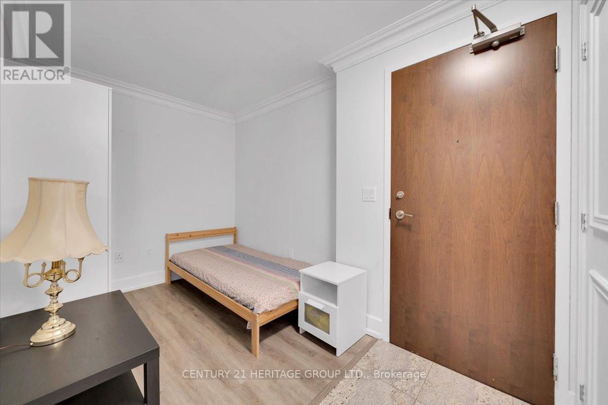 219 - 650 Sheppard Avenue E, Toronto (Bayview Village), Ontario  M2K 1B7 - Photo 11 - C12359640