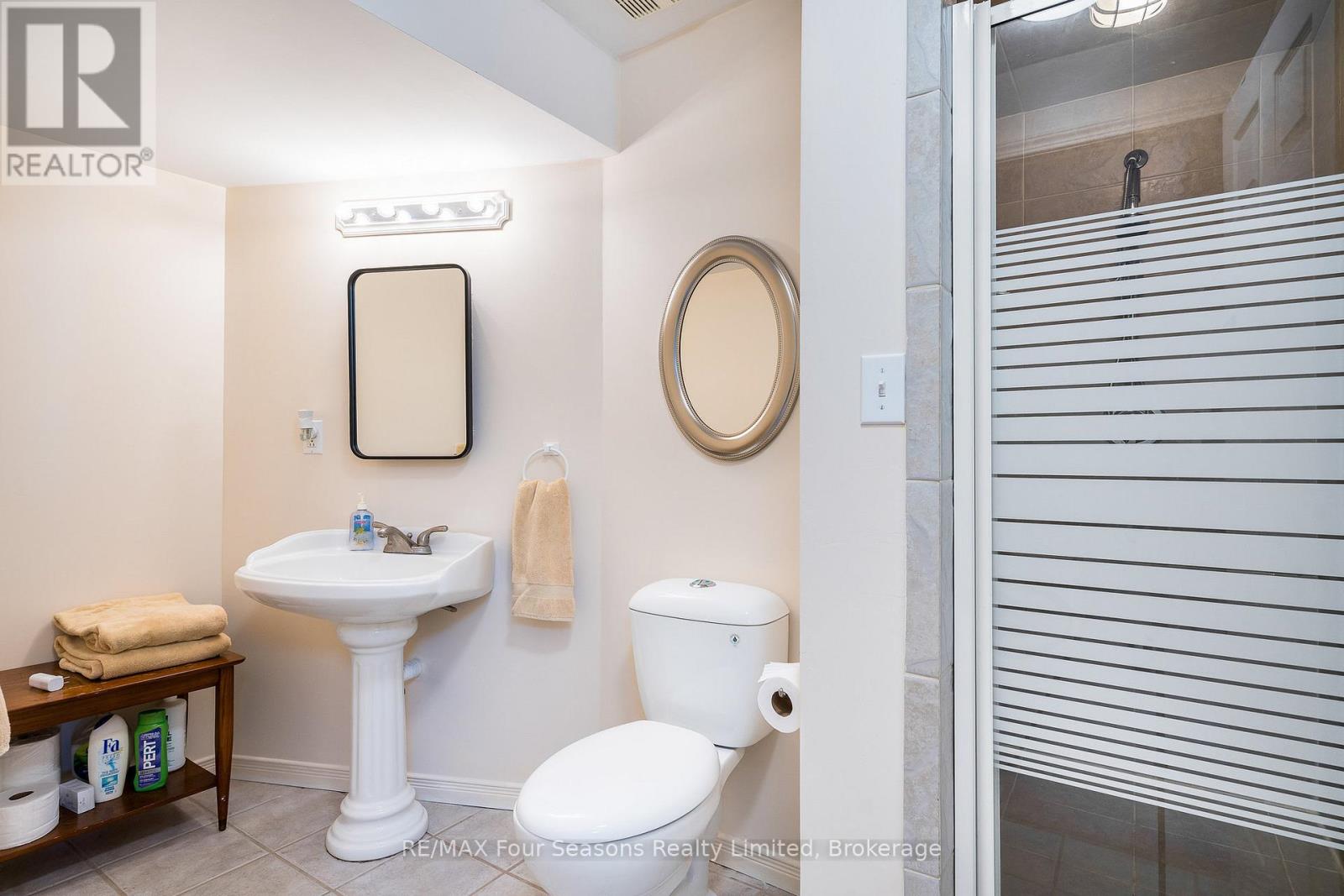 151 58th Street S, Wasaga Beach, Ontario  L9Z 1N9 - Photo 22 - S12357717