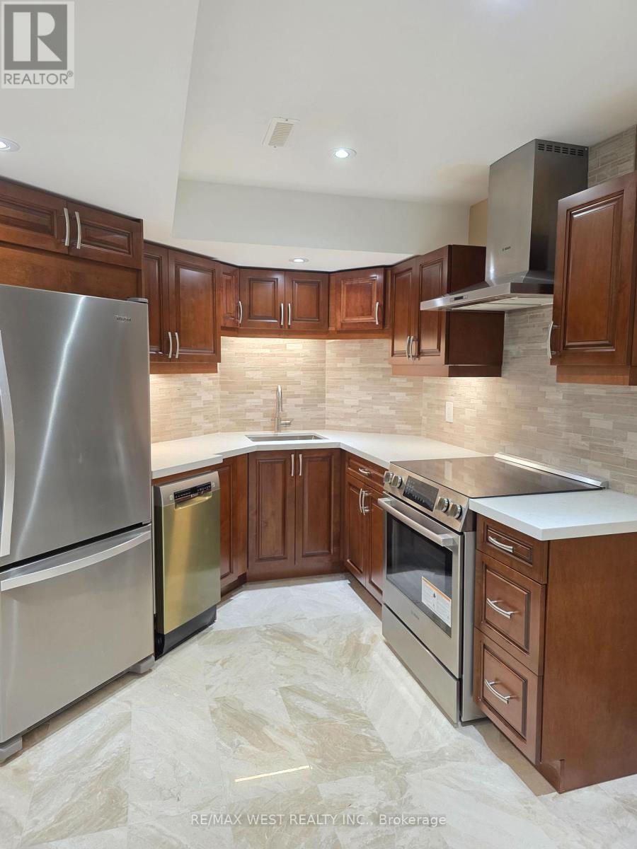 LOWER - 4602 PEMMICAN TRAIL, Mississauga, Ontario