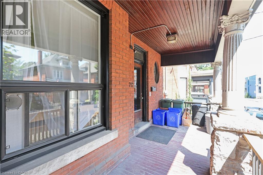 28 Eastbourne Avenue, Hamilton, Ontario  L8M 2M7 - Photo 3 - 40762216