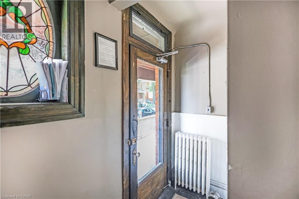 28 Eastbourne Avenue, Hamilton, Ontario  L8M 2M7 - Photo 4 - 40762216