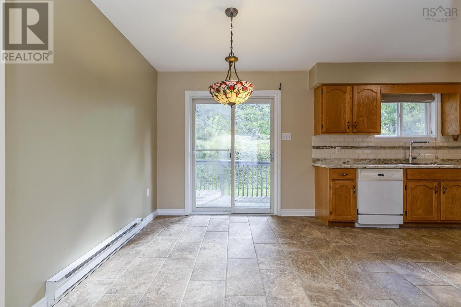 48 Martha Avenue, Truro, Nova Scotia  B2N 4V8 - Photo 12 - 202521412