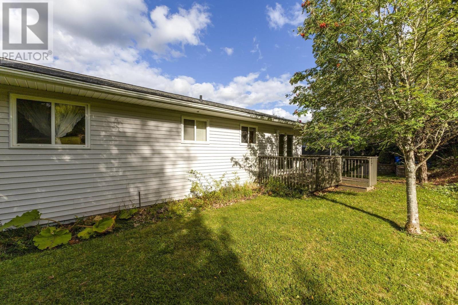 48 Martha Avenue, Truro, Nova Scotia  B2N 4V8 - Photo 8 - 202521412