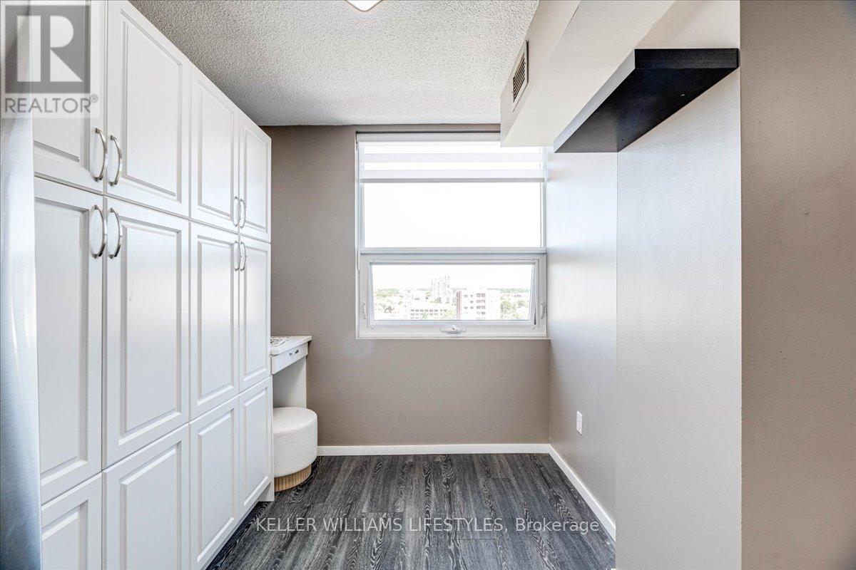 1601 - 389 Dundas Street, London East, Ontario  N6B 3L5 - Photo 16 - X12359762