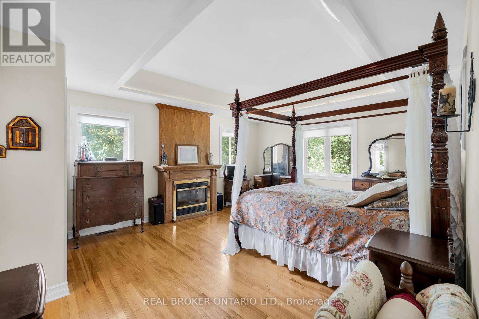 164 Baillie Avenue, Ottawa, Ontario  K0A 3M0 - Photo 4 - X12359750