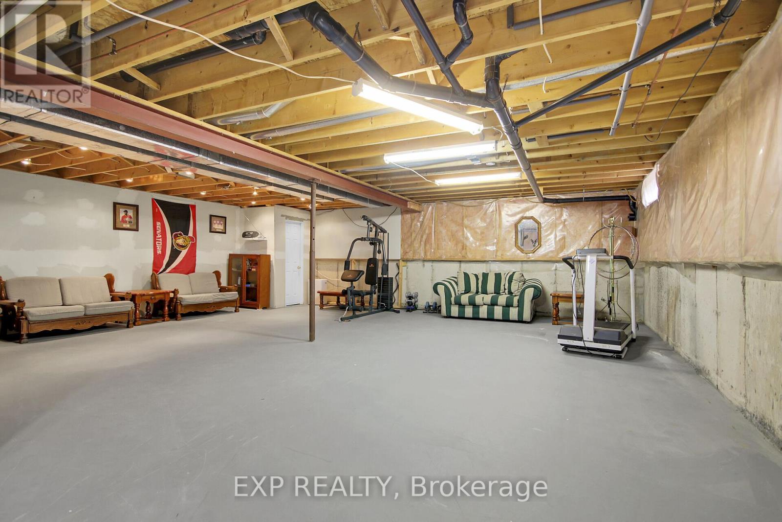 6454 Waterbury Lane, Ottawa, Ontario  K0A 2T0 - Photo 30 - X12359764