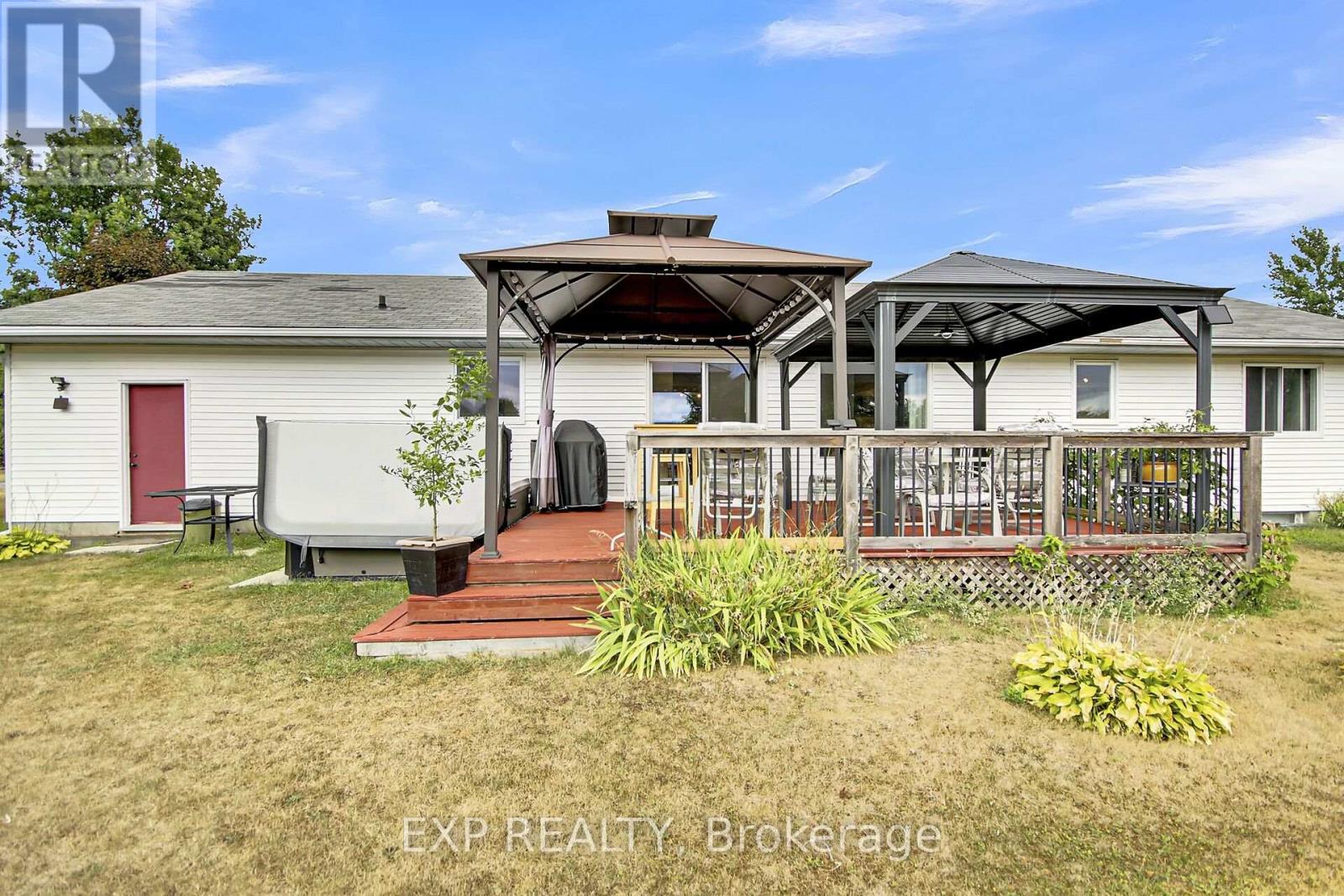 6454 Waterbury Lane, Ottawa, Ontario  K0A 2T0 - Photo 34 - X12359764