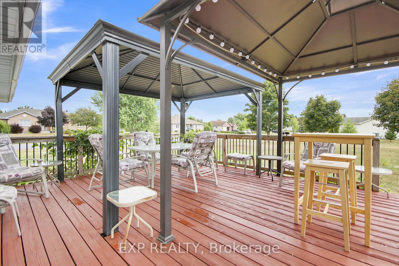 6454 Waterbury Lane, Ottawa, Ontario  K0A 2T0 - Photo 35 - X12359764