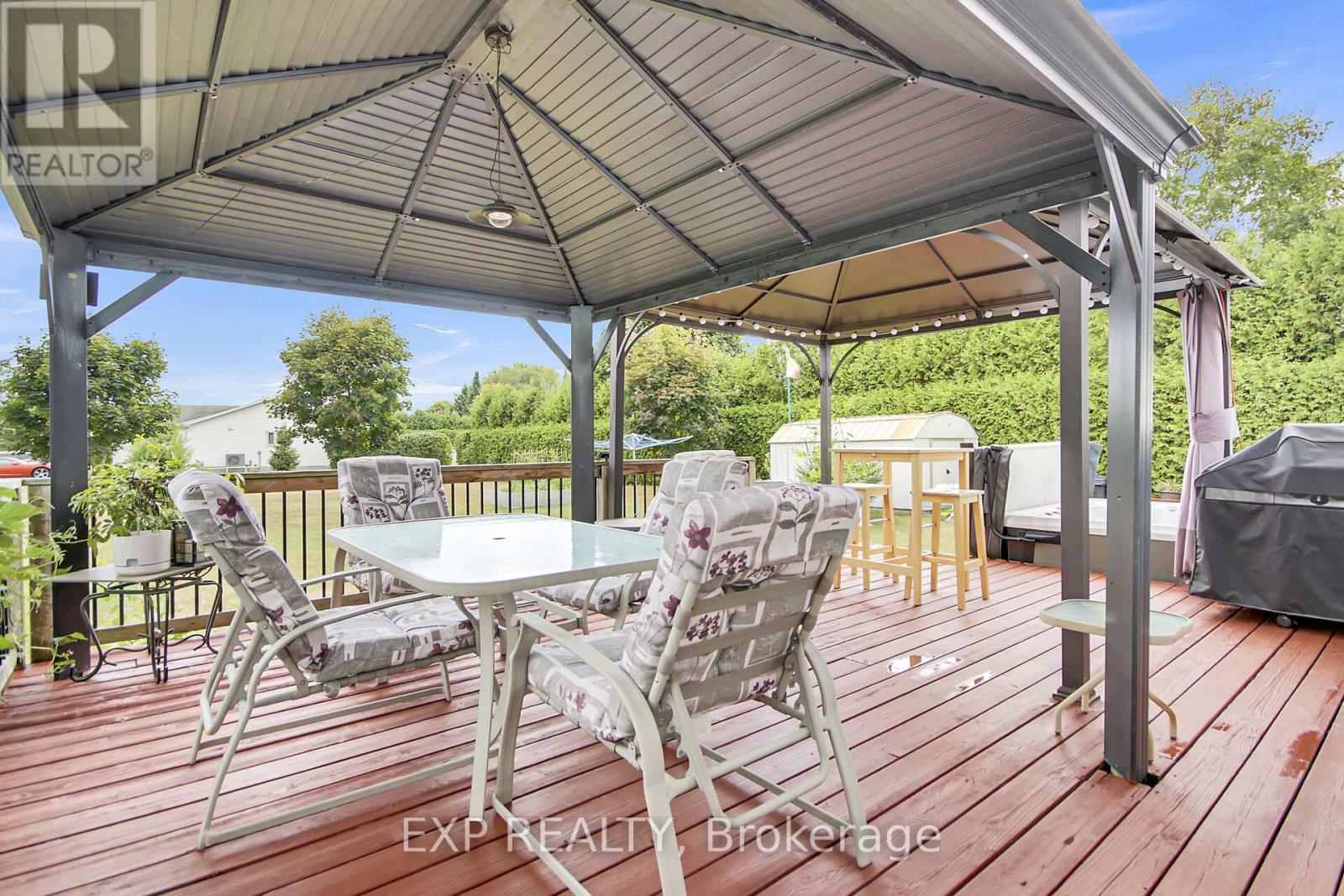6454 Waterbury Lane, Ottawa, Ontario  K0A 2T0 - Photo 36 - X12359764
