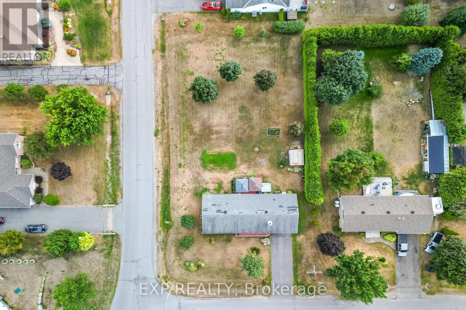 6454 Waterbury Lane, Ottawa, Ontario  K0A 2T0 - Photo 46 - X12359764