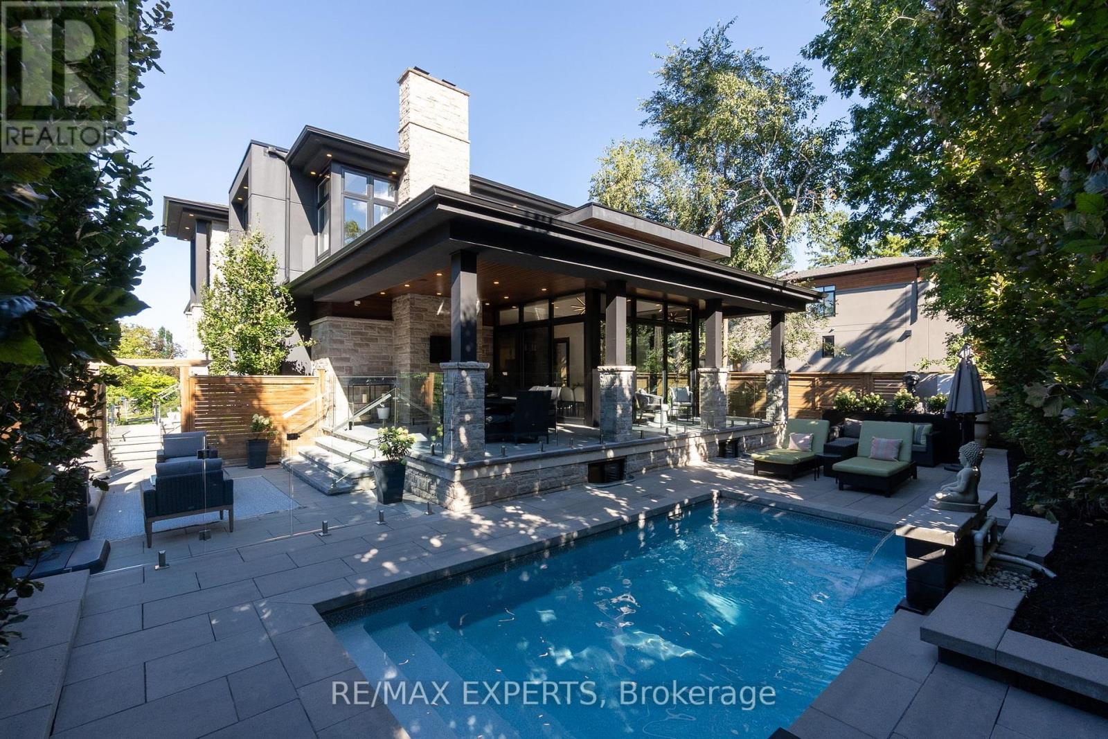 7 Woodvalley Drive, Toronto, Ontario  M9A 4H2 - Photo 34 - W12359607