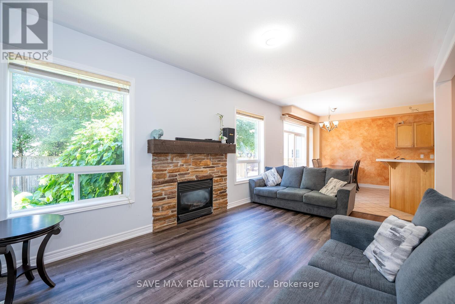 39 Hurst Street, Halton Hills, Ontario  L7J 2Z8 - Photo 14 - W12359646