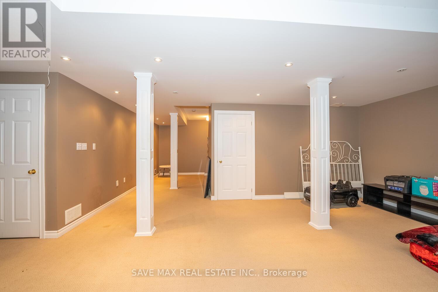 39 Hurst Street, Halton Hills, Ontario  L7J 2Z8 - Photo 42 - W12359646