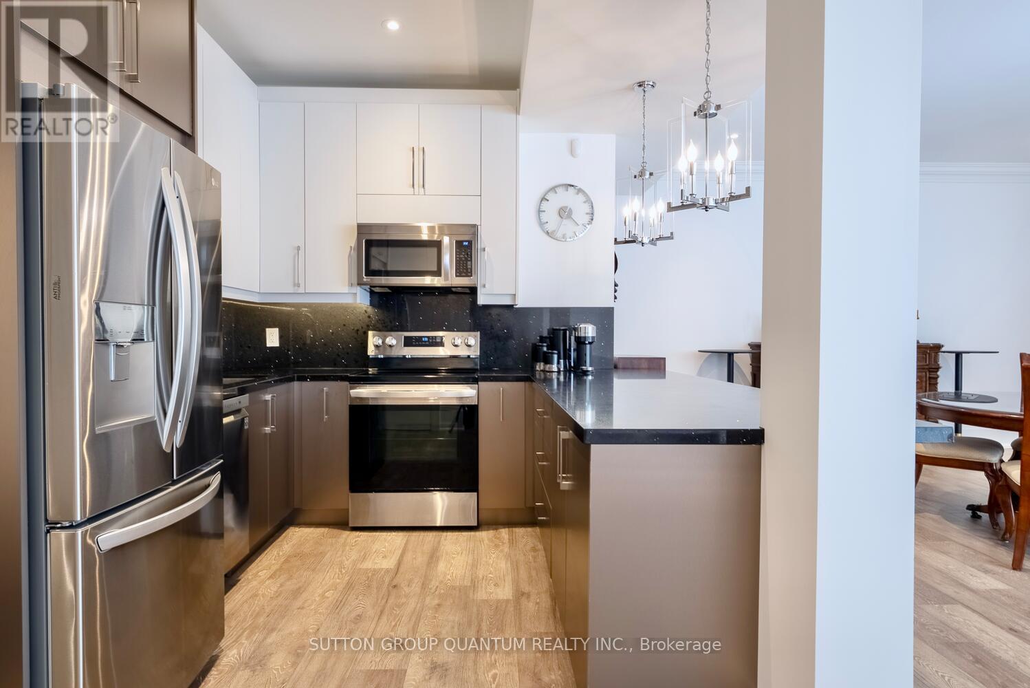 1486 Pembroke Drive, Oakville, Ontario  L6H 1V8 - Photo 40 - W12359655