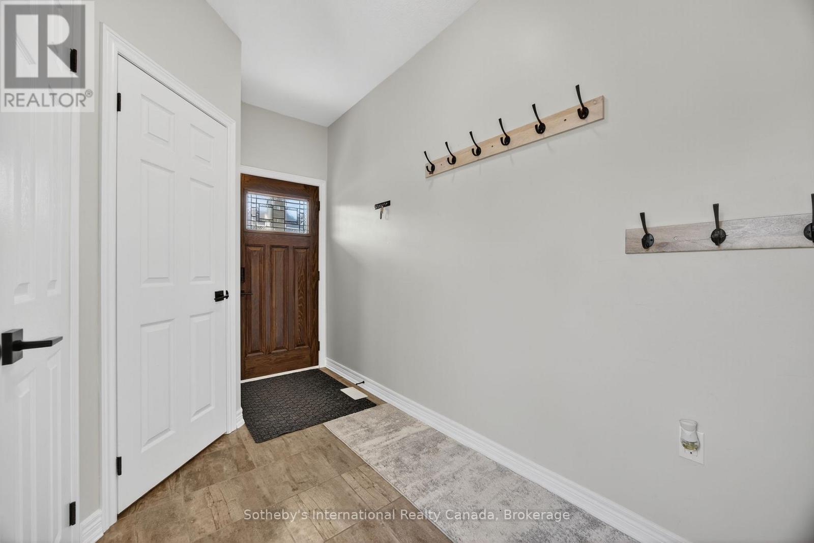 100 Archer Avenue, Collingwood, Ontario  L9Y 3B7 - Photo 3 - S12359723