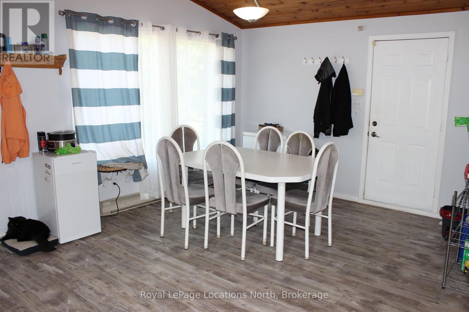 30 Earl Street, Wasaga Beach, Ontario  L9Z 2M6 - Photo 10 - S12359724