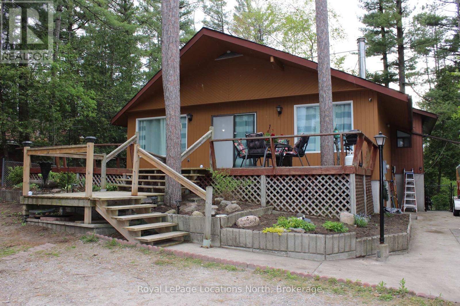 30 Earl Street, Wasaga Beach, Ontario  L9Z 2M6 - Photo 31 - S12359724