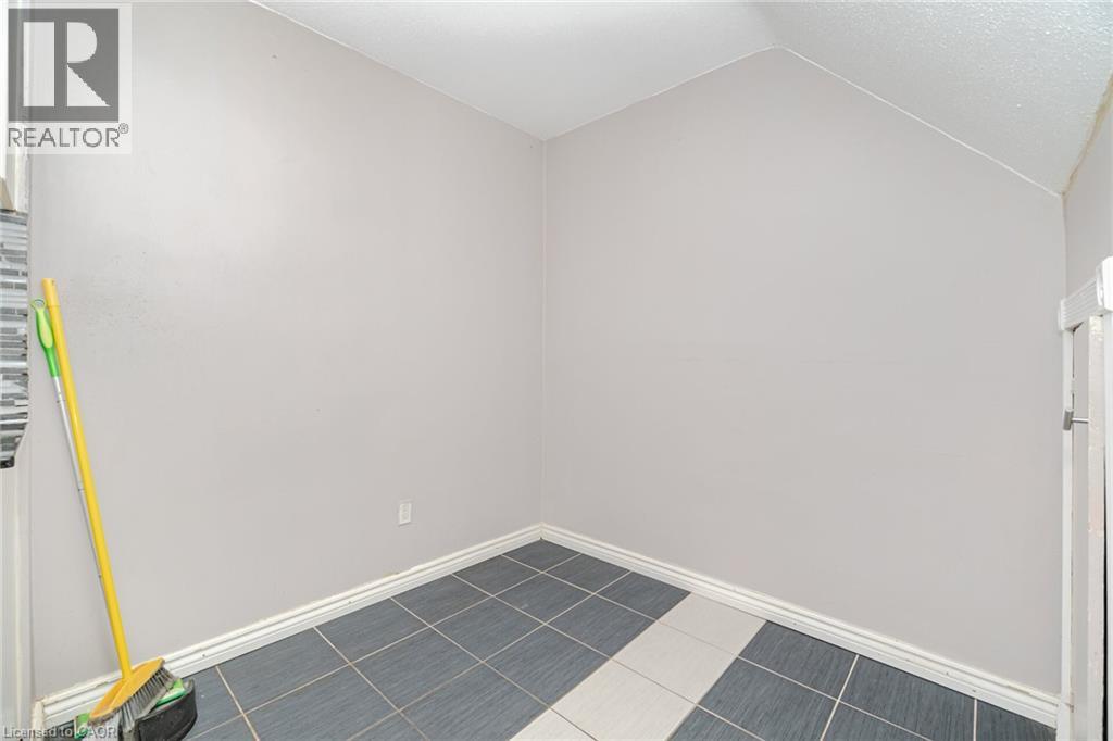 15 Albright Road Unit# 14, Hamilton, Ontario  L8K 5J2 - Photo 20 - 40762771
