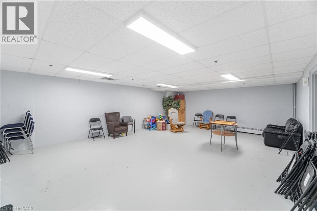 15 Albright Road Unit# 14, Hamilton, Ontario  L8K 5J2 - Photo 38 - 40762771