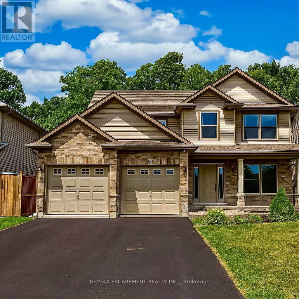 54 HARVEST GATE, West Lincoln, Ontario