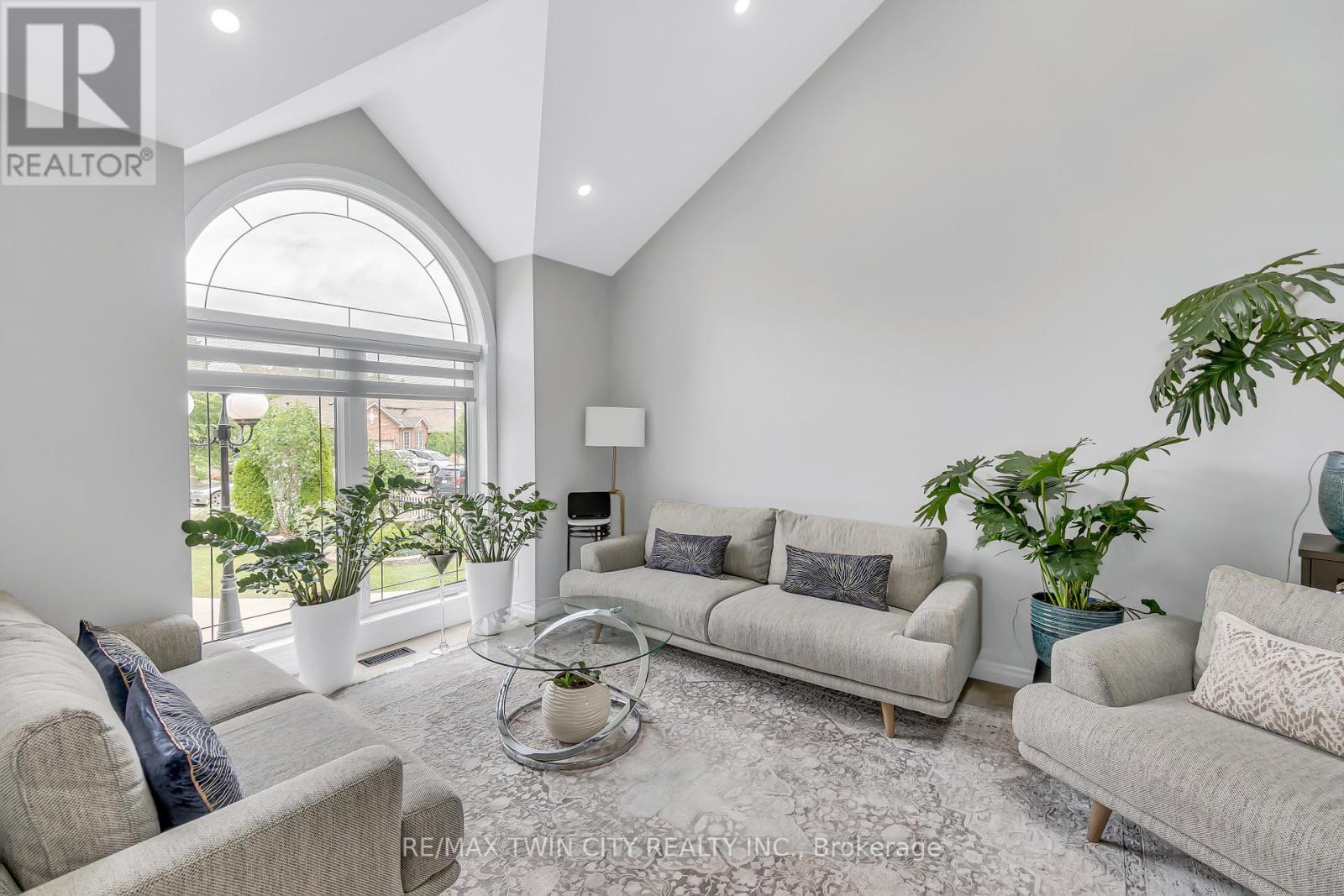 107 Chandos Drive, Kitchener, Ontario  N2A 3Z4 - Photo 8 - X12359620