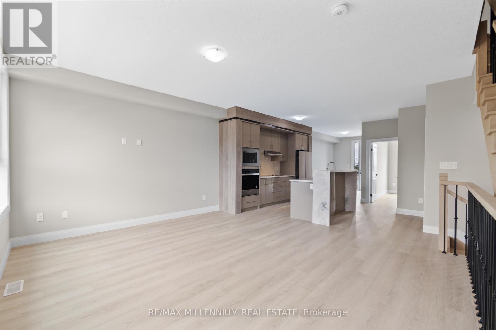 21 Warren Trail, Welland (Lincoln/crowland), Ontario  L3B 0N8 - Photo 17 - X12359665