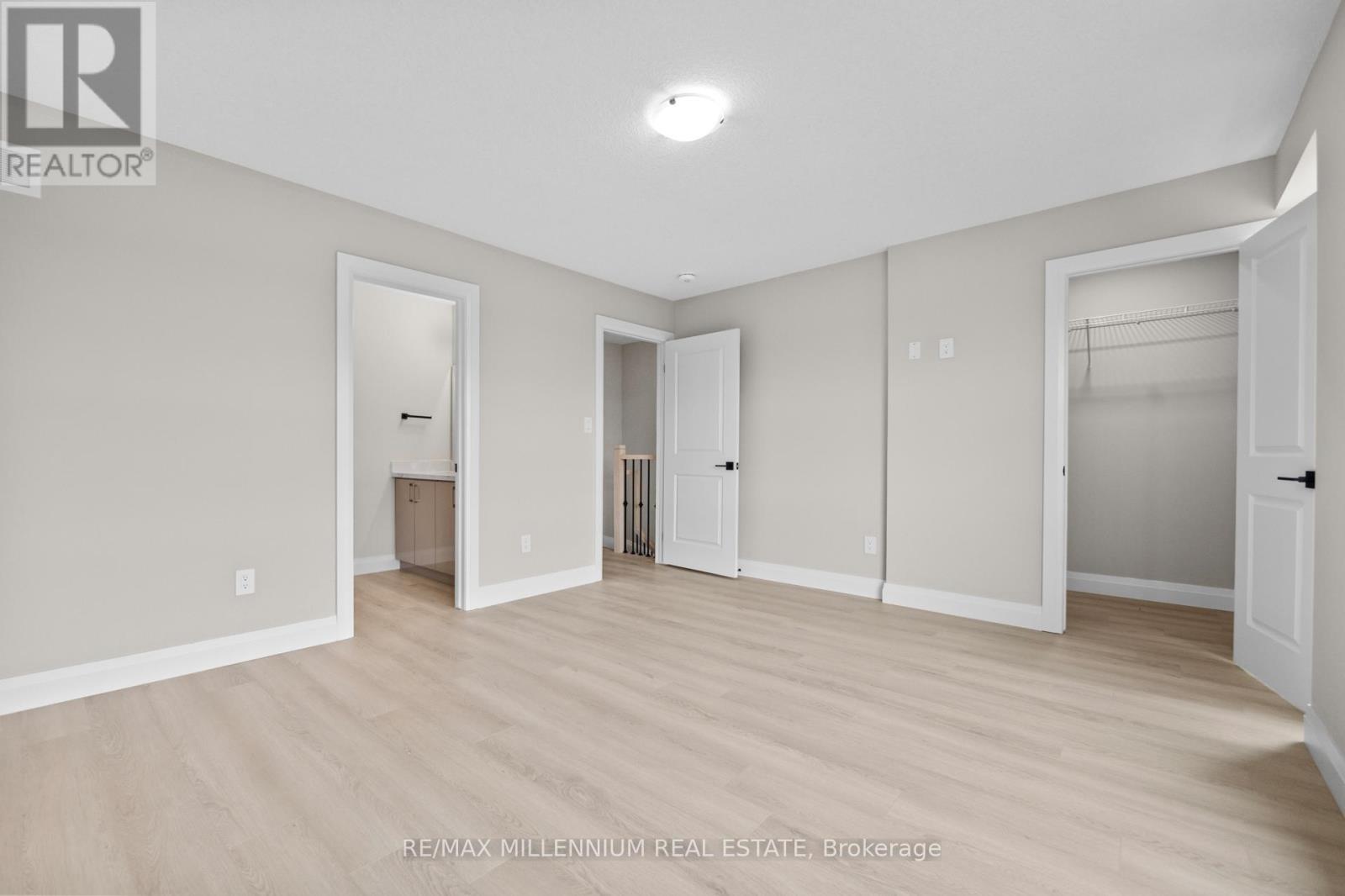 21 Warren Trail, Welland (Lincoln/crowland), Ontario  L3B 0N8 - Photo 40 - X12359665