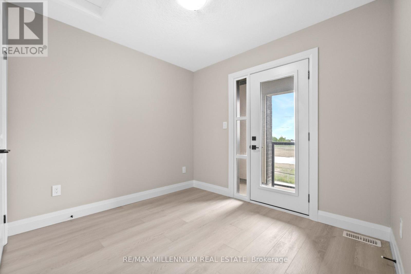 21 Warren Trail, Welland (Lincoln/crowland), Ontario  L3B 0N8 - Photo 46 - X12359665