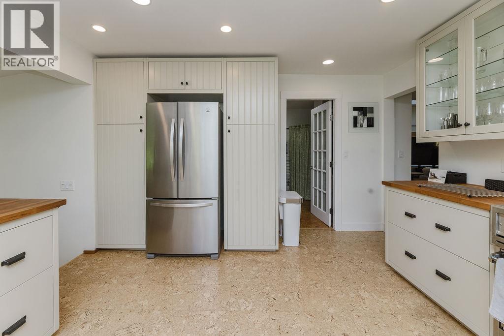 698 Franklin Road, Gibsons, British Columbia  V0N 1V8 - Photo 21 - R3039631