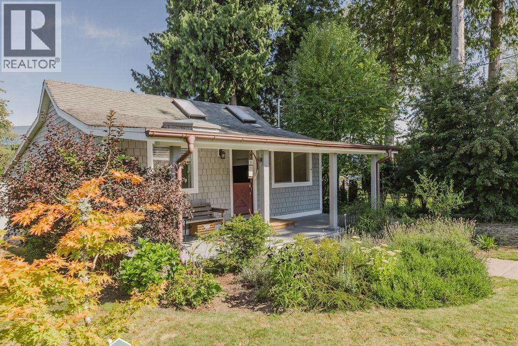 698 Franklin Road, Gibsons, British Columbia  V0N 1V8 - Photo 38 - R3039631