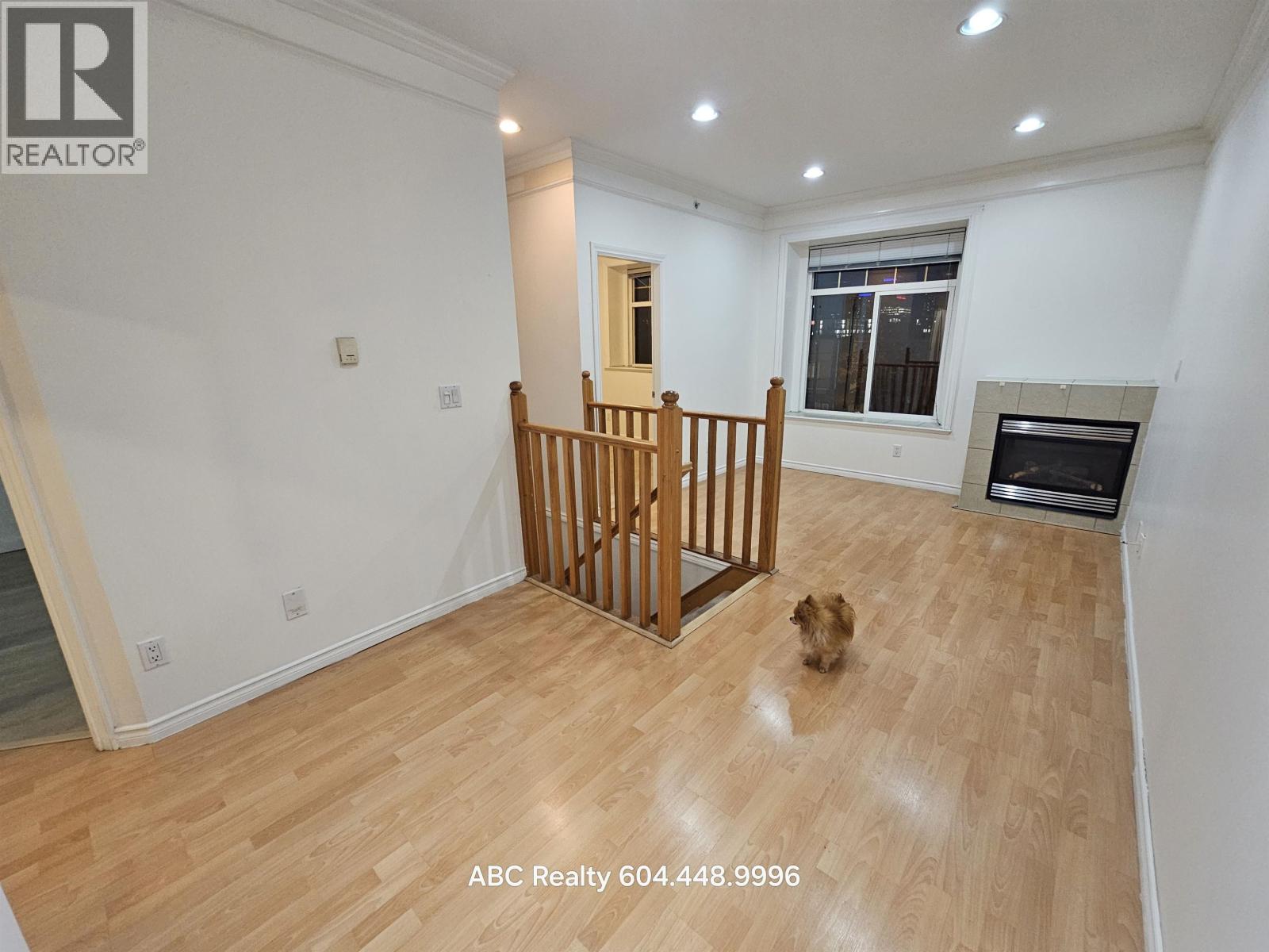 Top Floor 8xxx Main Street, Vancouver, British Columbia  V5X 3L1 - Photo 7 - R3039711