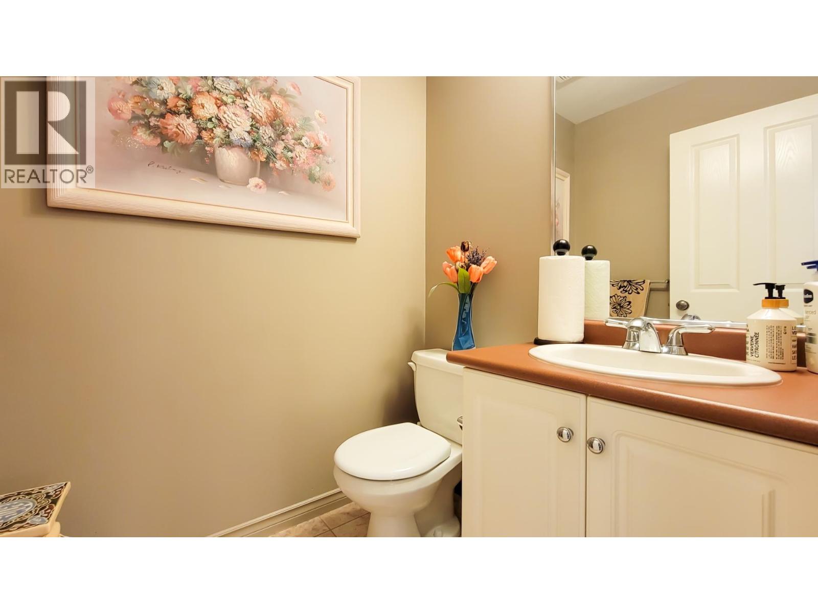 2 3300 Plateau Boulevard, Coquitlam, British Columbia  V3E 3L6 - Photo 9 - R3039534