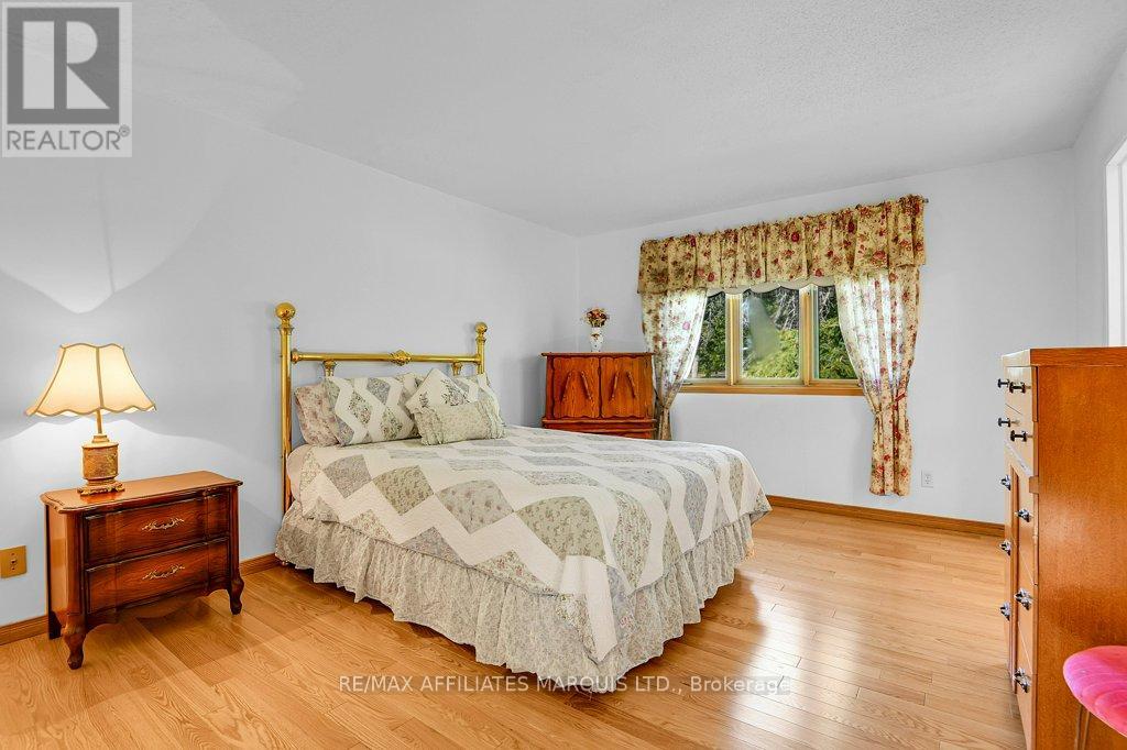 6711 Gilmore Hill Road, South Glengarry, Ontario  K6H 7J3 - Photo 17 - X12359728