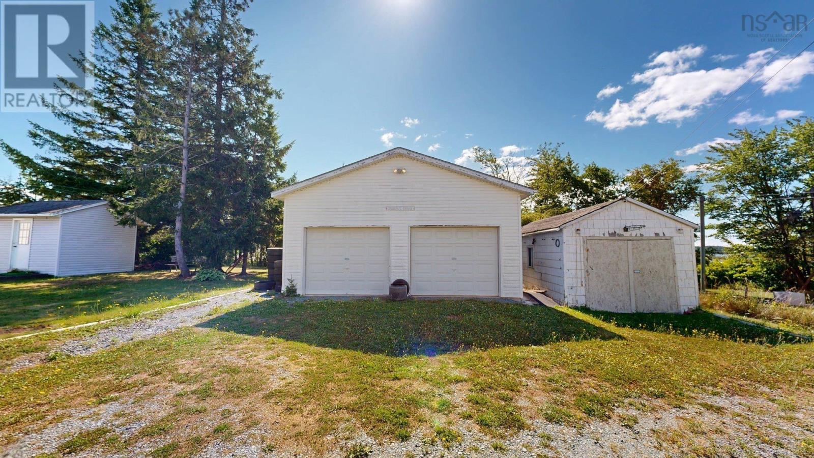 69 Howard Avenue, Eastern Passage, Nova Scotia  B3G 1M4 - Photo 3 - 202521415