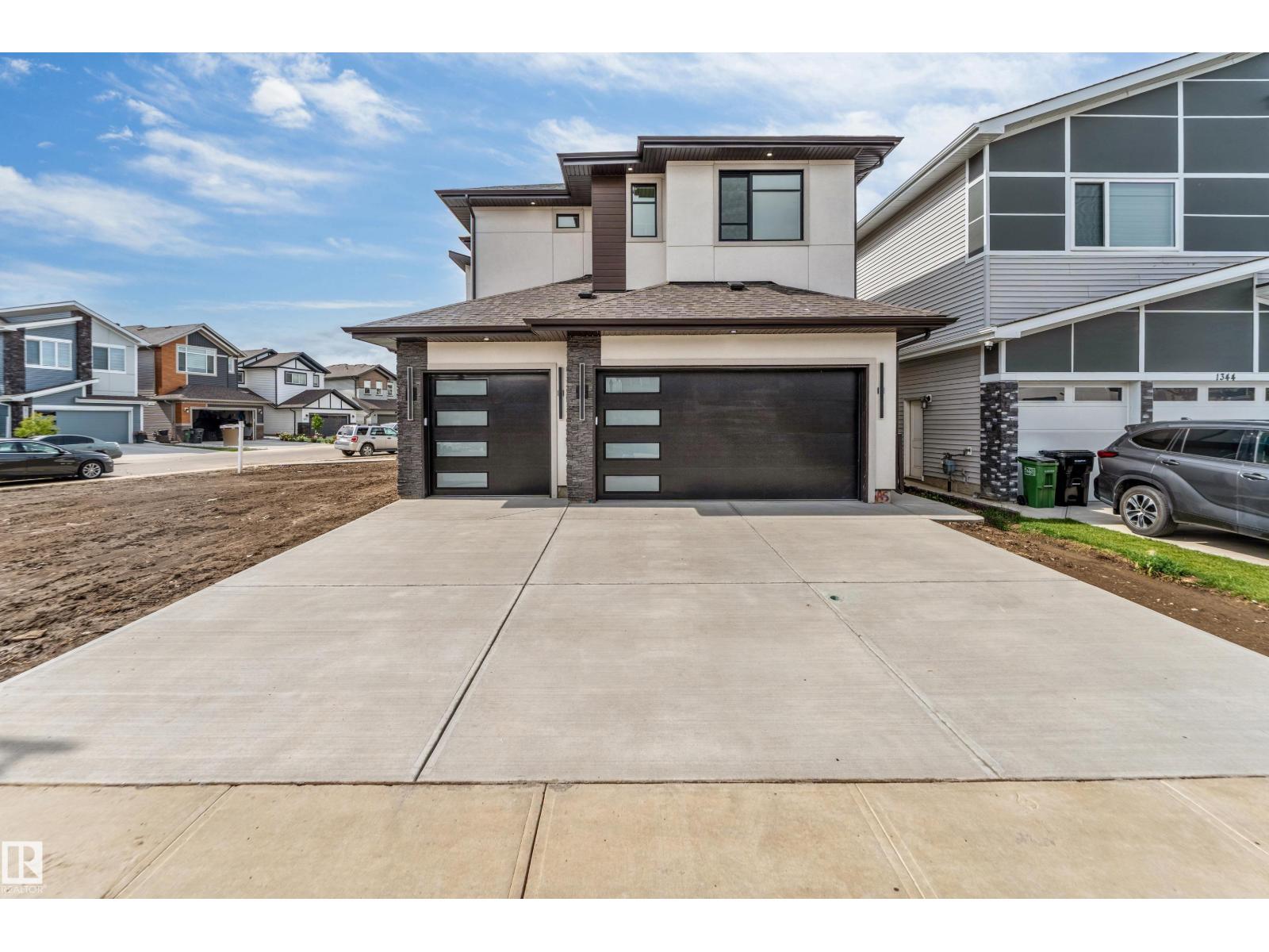2018 13a Av Nw, Edmonton, Alberta  T6T 0H3 - Photo 2 - E4454303