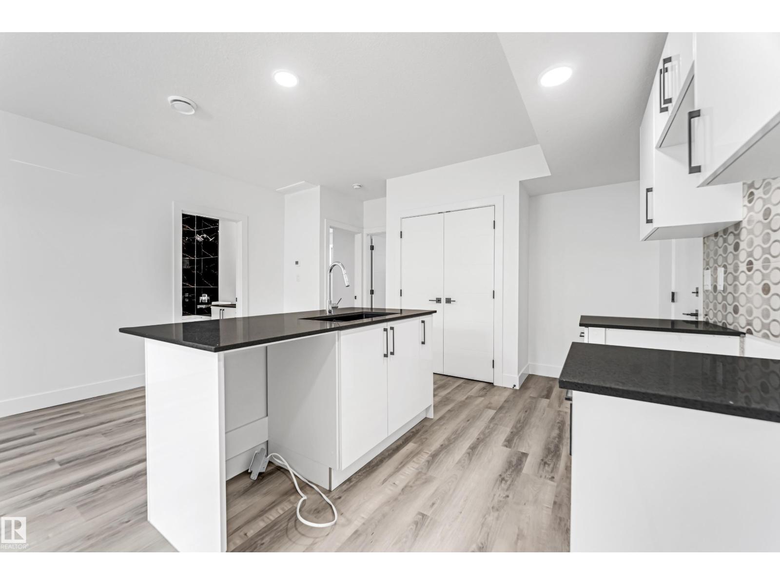2018 13a Av Nw, Edmonton, Alberta  T6T 0H3 - Photo 55 - E4454303